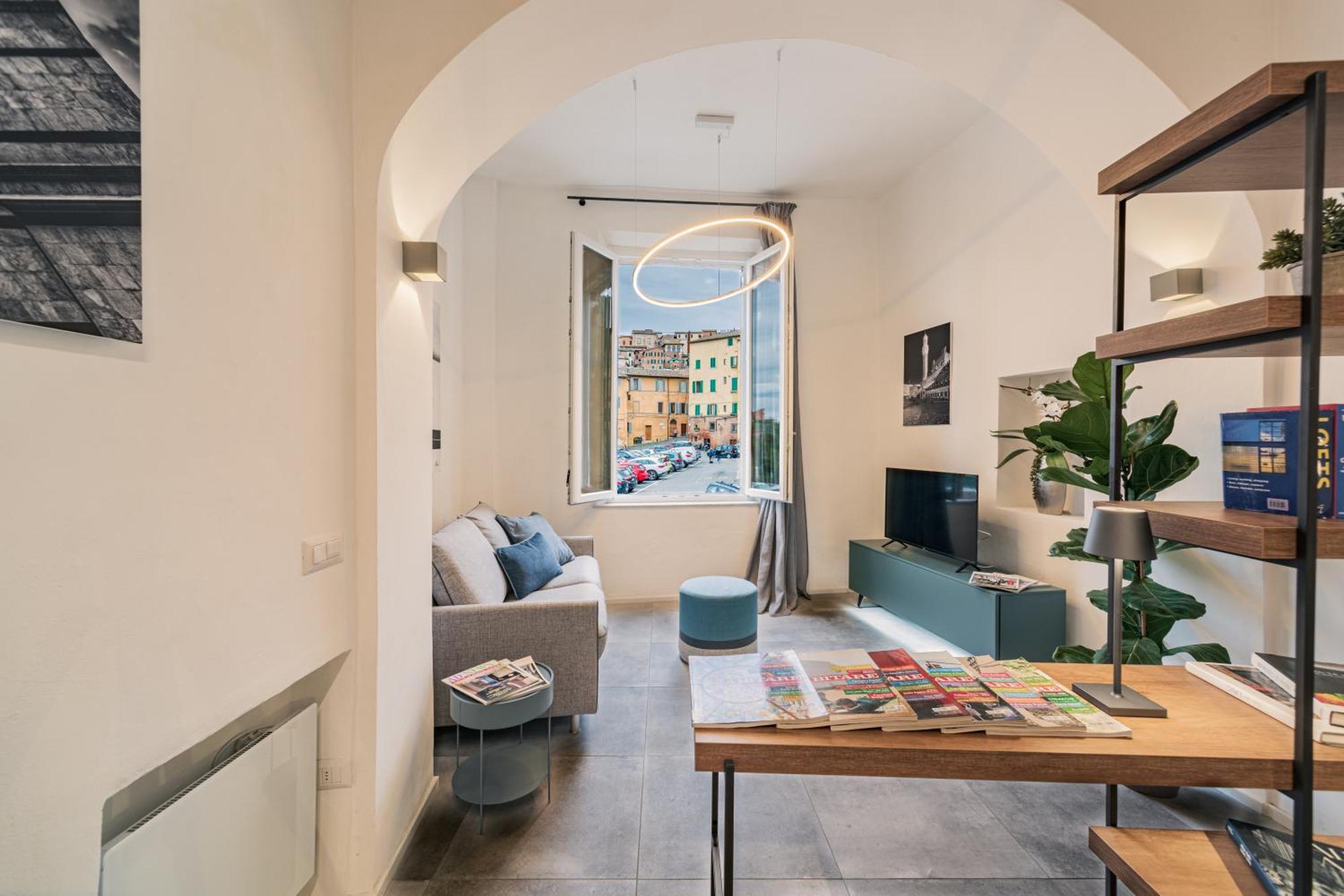 - Stylish Loft Near Piazza Del Campo!